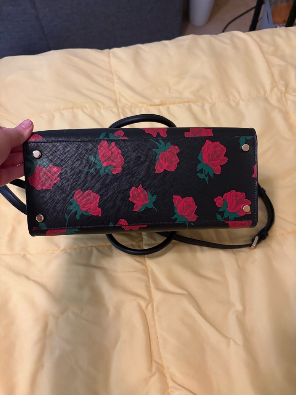 kate spade black handbag with red rose print - Picture 3 of 6